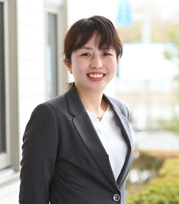 浅野 由莉