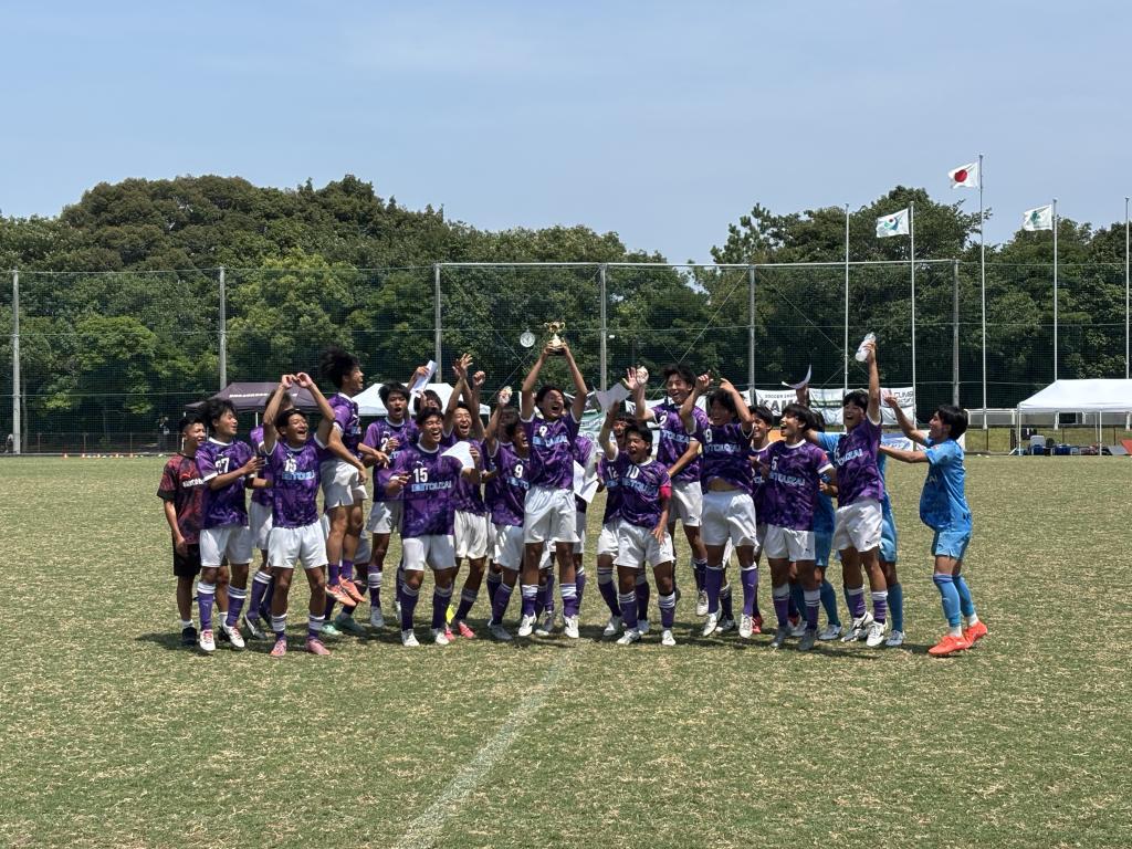 高校サッカー全国大会「第3回 Connecting Community杯（CC杯）」の表彰式に参加しました！